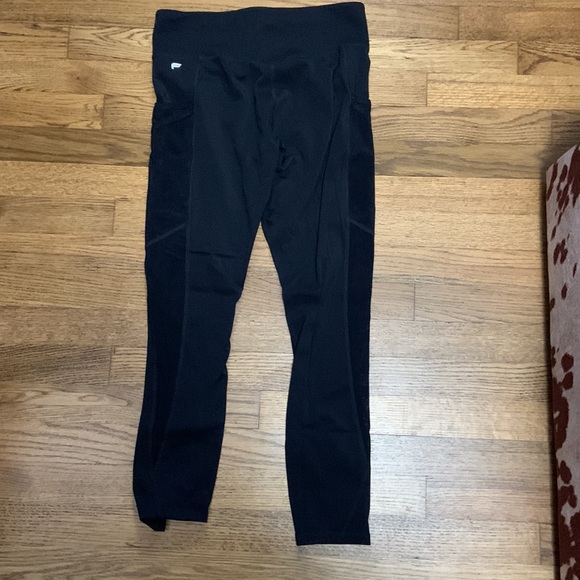 Fabletics 2 pairs of leggings - Picture 5 of 8